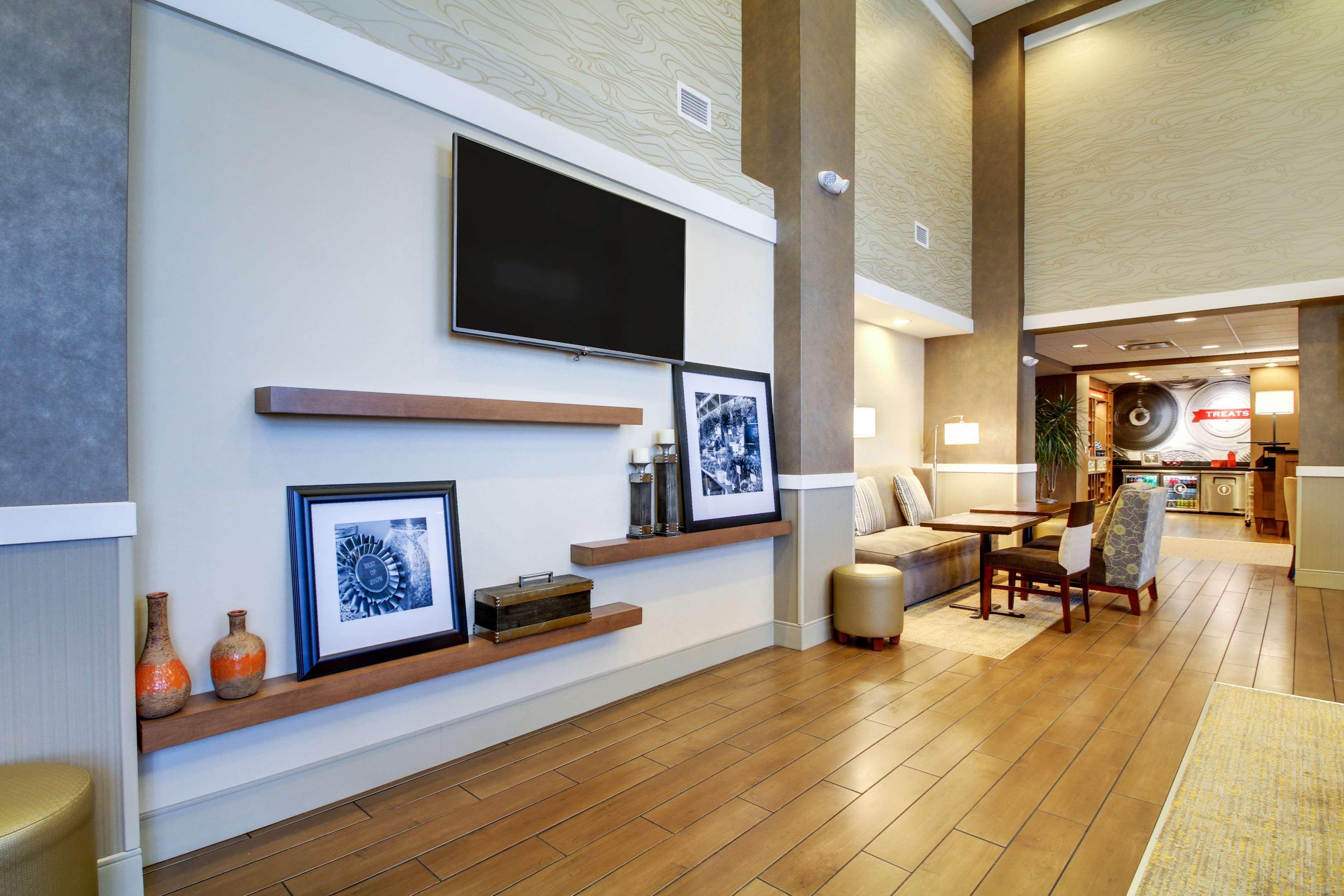 Hampton Inn & Suites Milwaukee West West Allis Eksteriør bilde