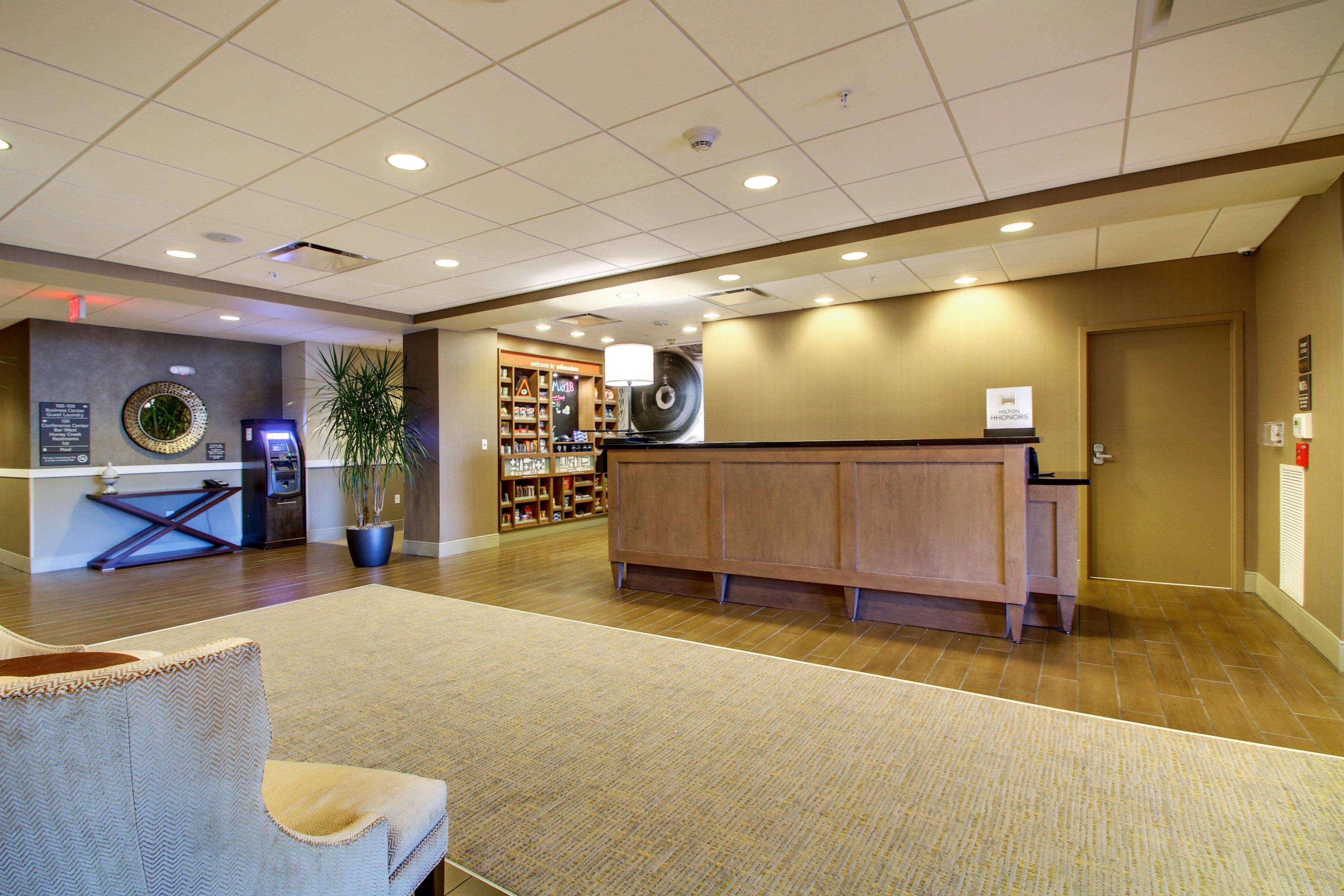 Hampton Inn & Suites Milwaukee West West Allis Eksteriør bilde