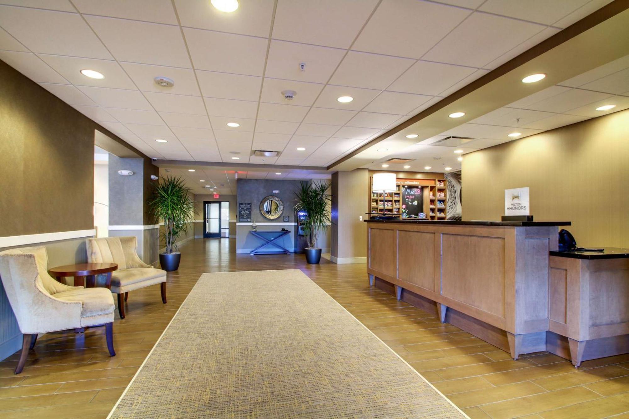 Hampton Inn & Suites Milwaukee West West Allis Eksteriør bilde